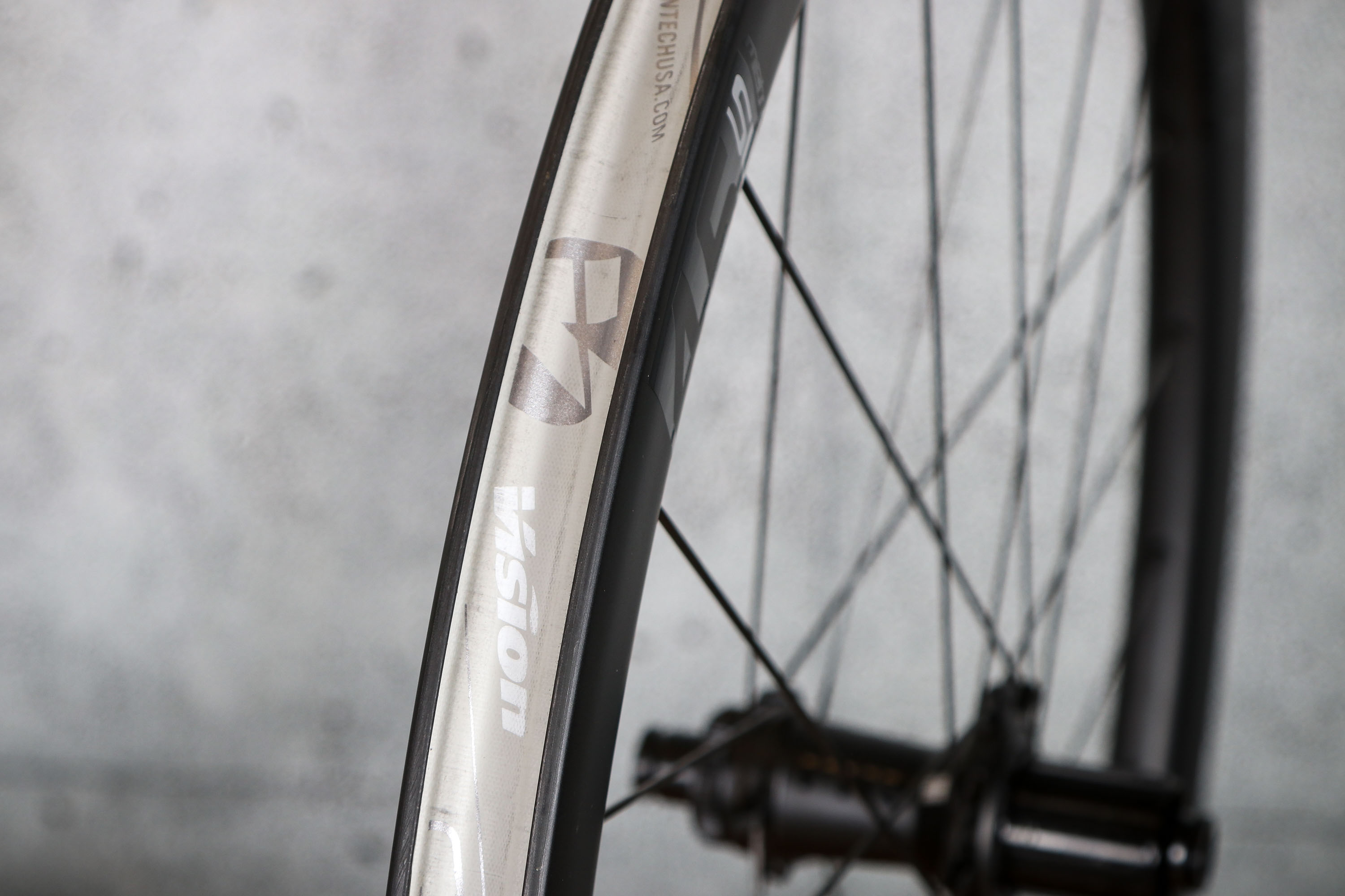 Vision Metron 45 Rim Vision Metron 45 SL Disc Carbon Road Wheelset - Cycling News | Bike ...