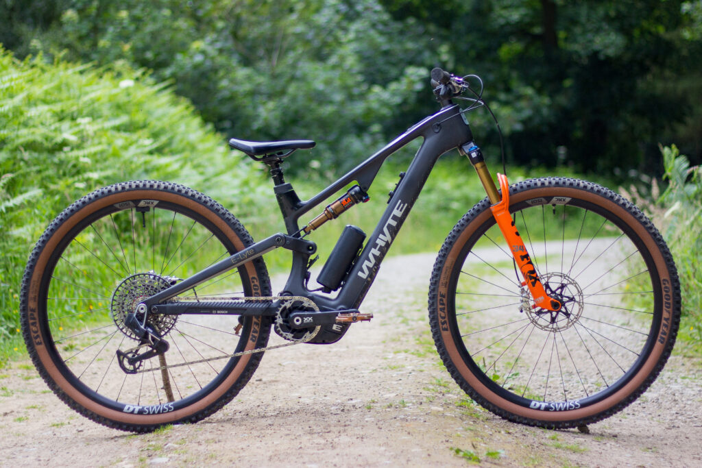 2024 Whyte ELyte 140 Works side on