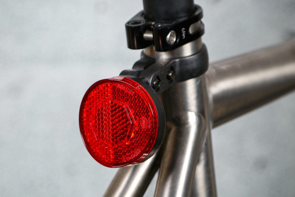 2025 Grundig Reflector Findmy Tracker.jpg