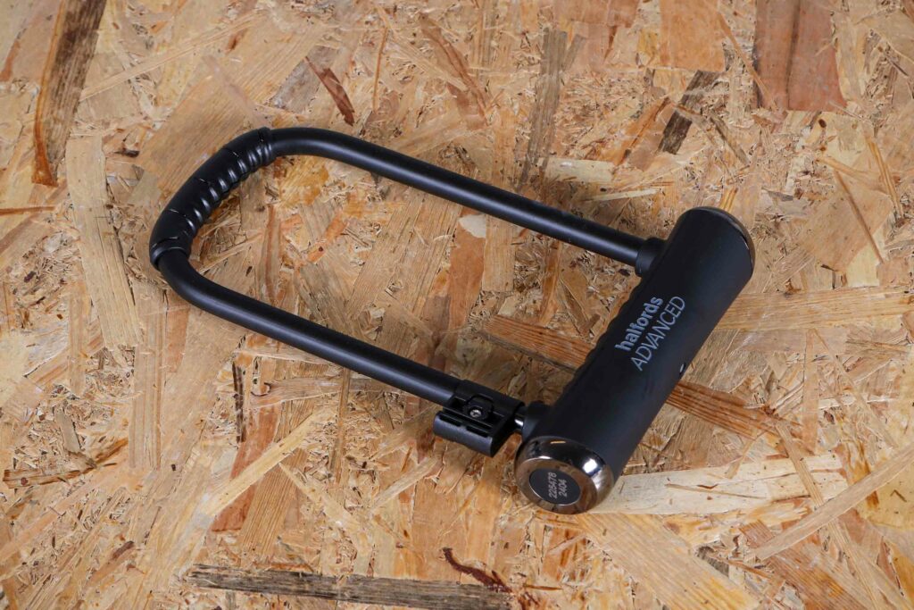 2025 Halfords Advanced 23cm D lock - lock.jpg