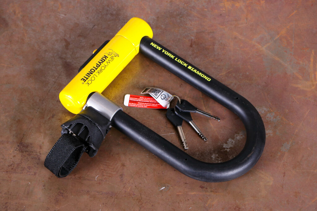 2025 Kryptonite New York Diamond Angle Grinder Resistant U-Lock Sold Secure Diamond.jpg