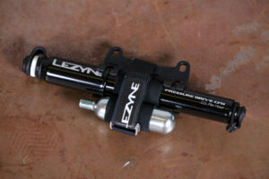 2025 Lezyne Pressure Drive CFH – with frame clamp and CO2 cartridge.jpg