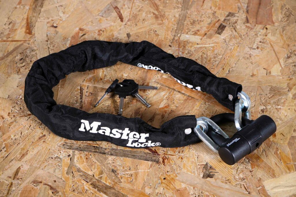 2025 Master Lock Chain with Mini U-Lock.jpg
