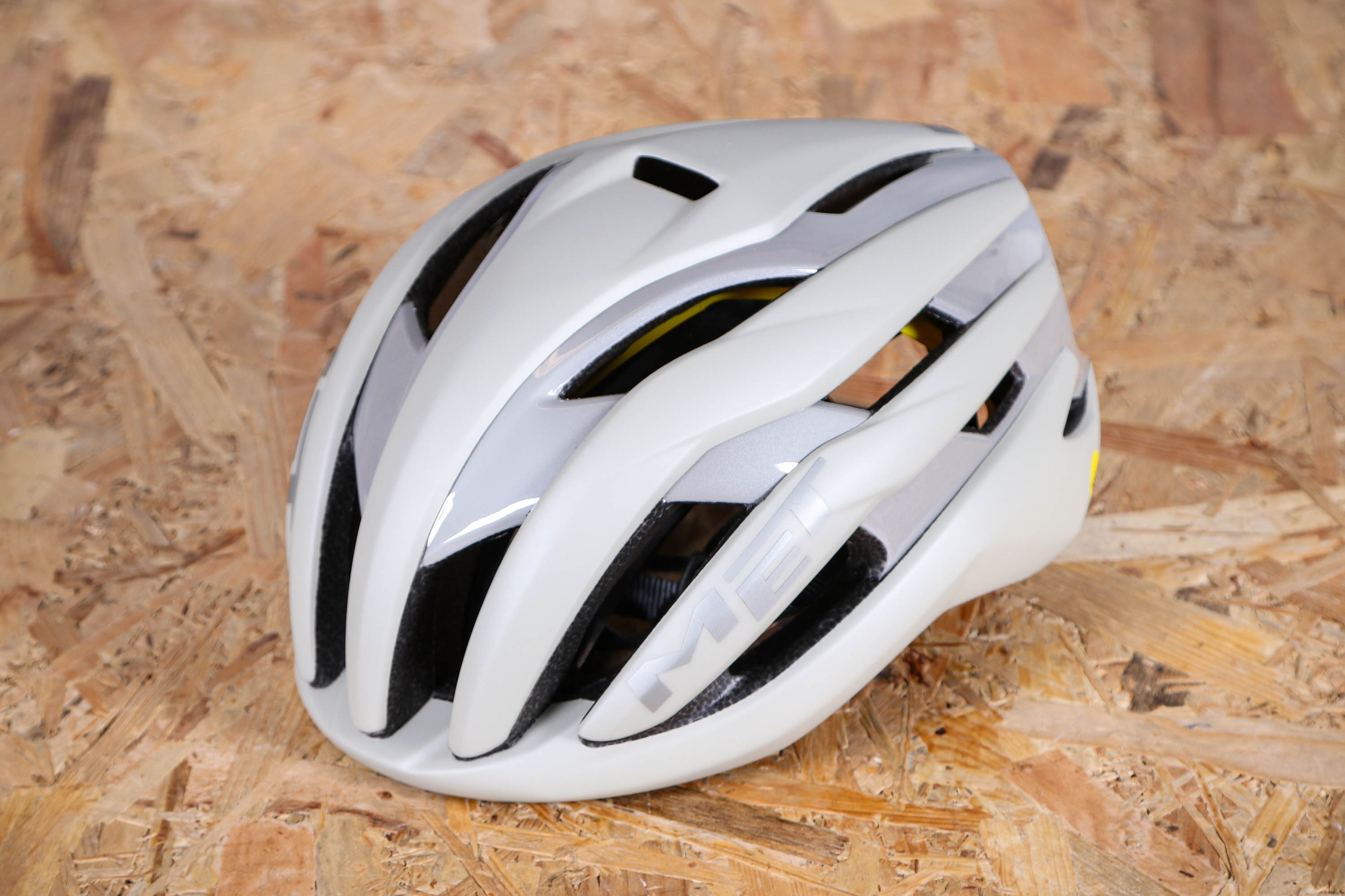 Met Trenta Mips - Cycling News | Bike Reviews | road.cc Met Trenta Mips - Cycling News | Bike Reviews | road.cc