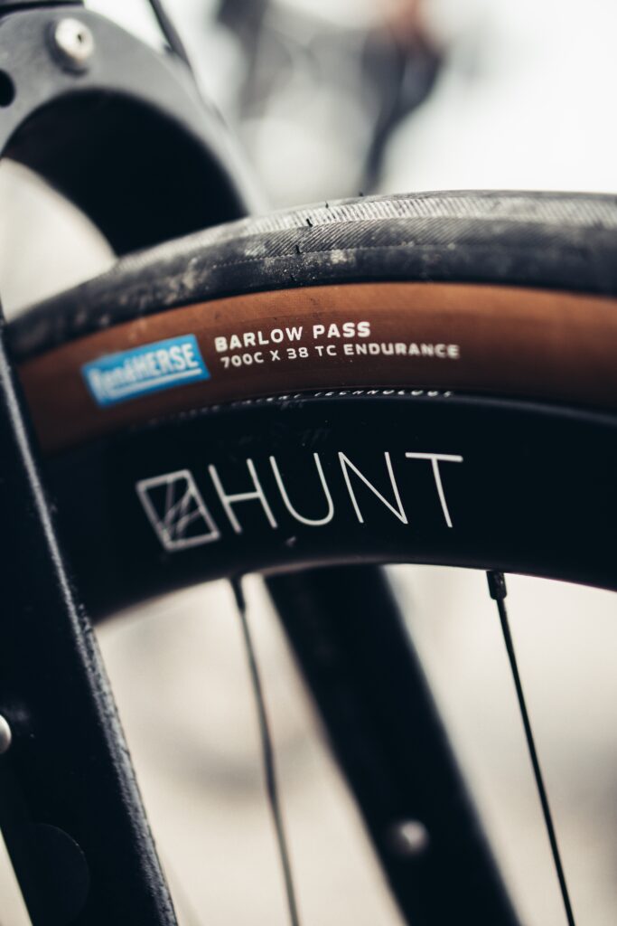 2025 Sofiane Sehili Bombtrack Hunt wheels Rene Herse Barlow Pass tyres