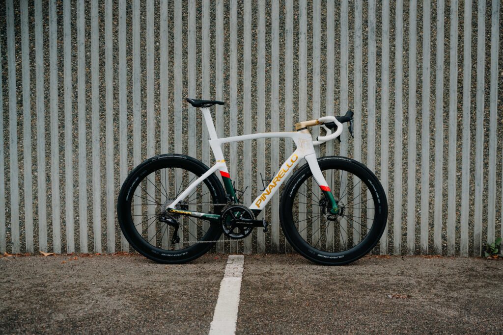 2025 Tour Britain Geraint Thomas Pinarello Dogma F © INEOS Grenadiers, Alex Duffill