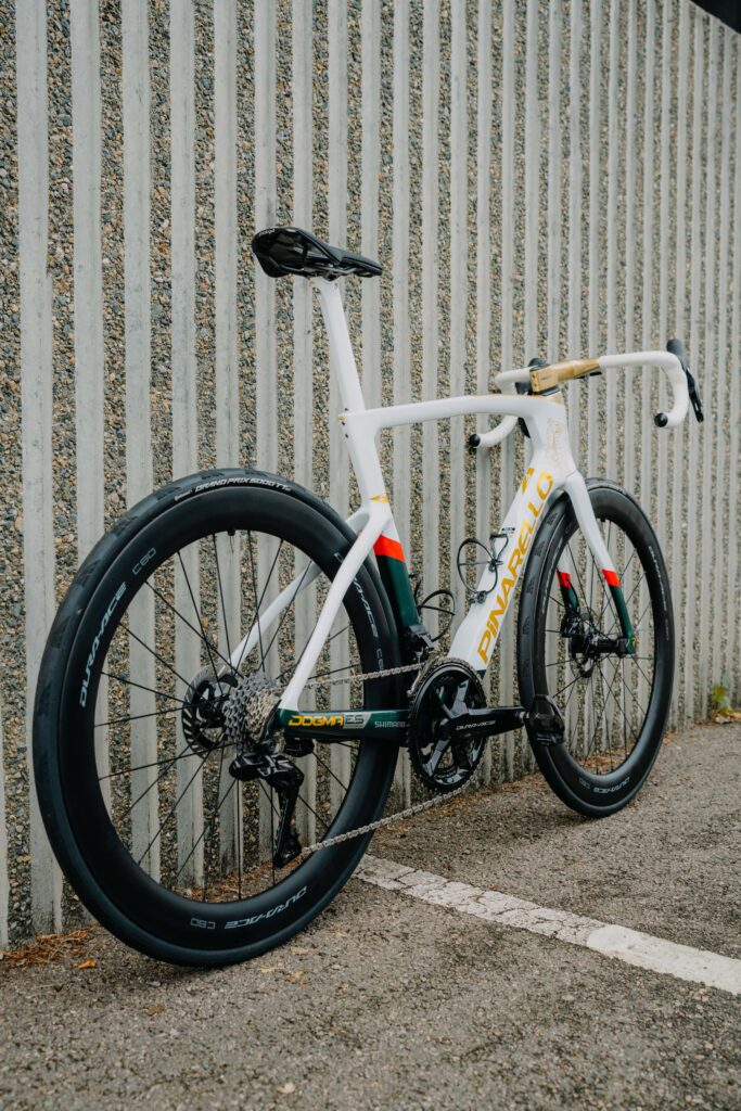 2025 Tour Britain Geraint Thomas Pinarello Dogma F from rear © INEOS Grenadiers, Alex Duffill