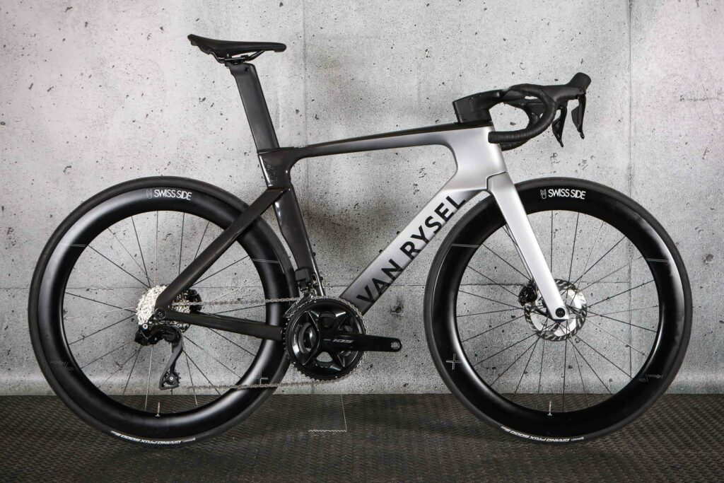 2025 Van Rysel RCR-F 105