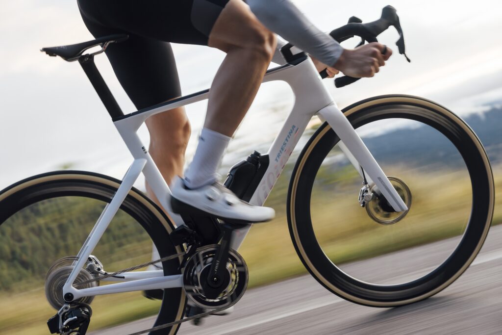 2025 Wilier Filante SLR ID2 action