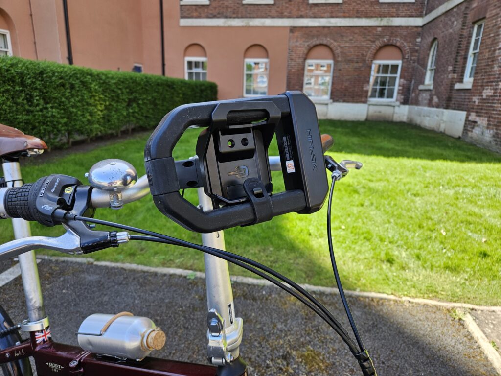 Hiplok D1000 + bracket on Bickerton bike 4