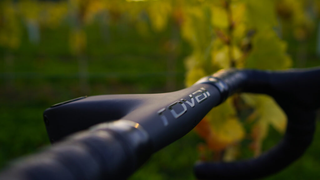 2026 Specialized Aethos Pro AXS – bar logo
