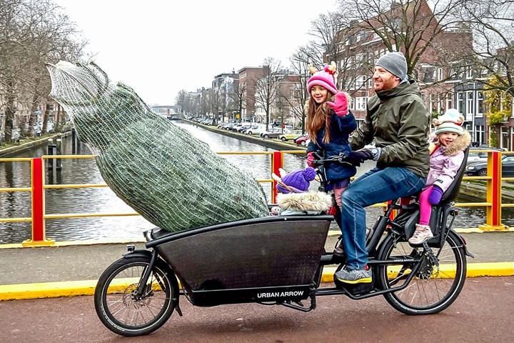 https://cdn.road.cc/wp-content/uploads/roadcc/ChristmasByBike2022_thumb.jpg