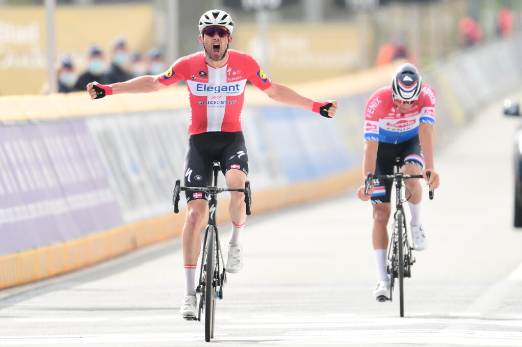 Asgreen beats van der Poel Tour of Flanders 2021 swpix.com