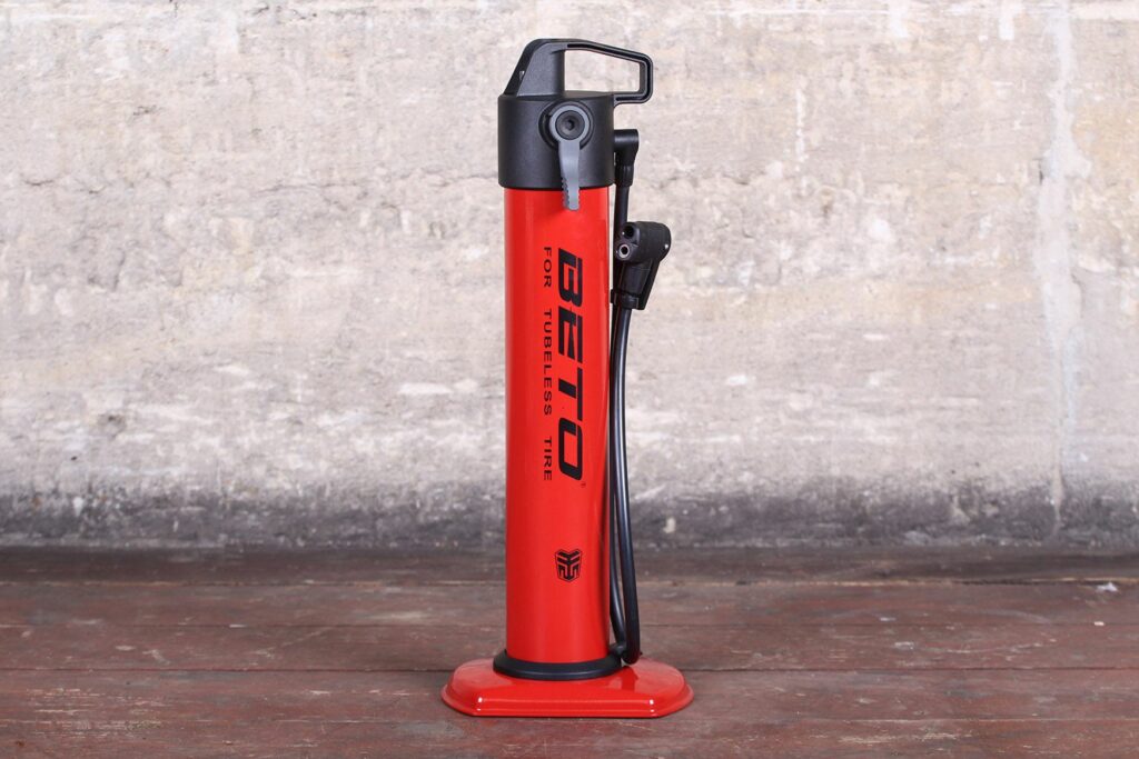 Beto CJA-001S Tubeless Air Tank Inflator