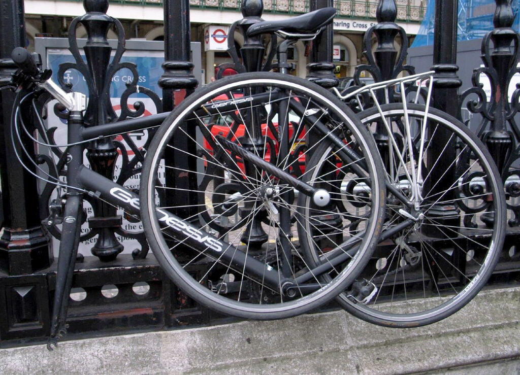How to lock a bike with the wheel off