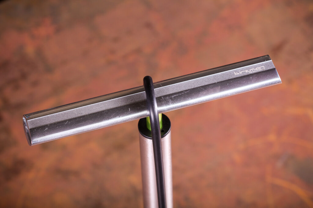 Birzman Maha Push and Twist II Floor pump - handle
