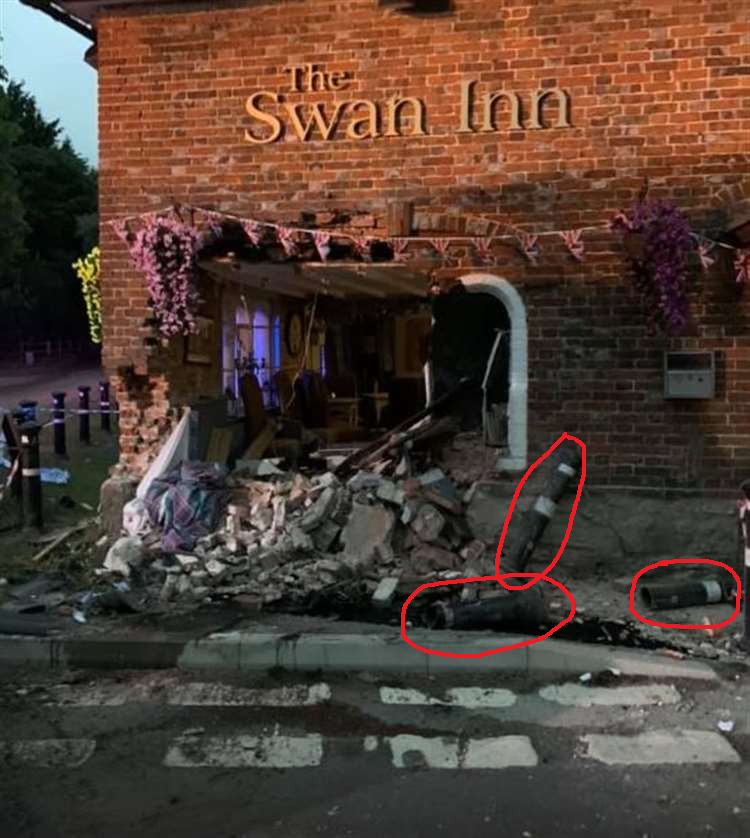 https://cdn.road.cc/wp-content/uploads/roadcc/bollards_0.png