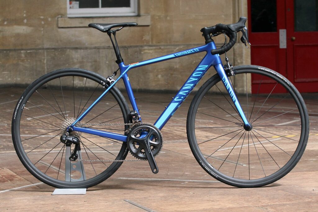 Canyon Endurace Wmn CF 9.0.jpg