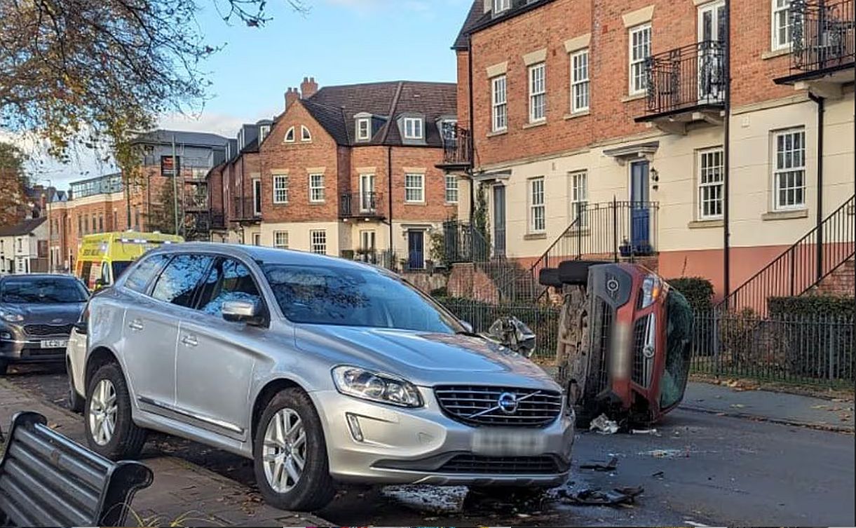 https://cdn.road.cc/wp-content/uploads/roadcc/car-Chester-Street-10Nov23.jpg