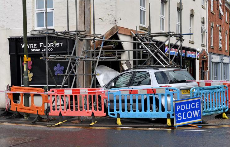 https://cdn.road.cc/wp-content/uploads/roadcc/car-kidderminster.jpg