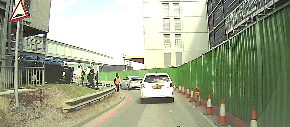 https://cdn.road.cc/wp-content/uploads/roadcc/carparkfall.jpg