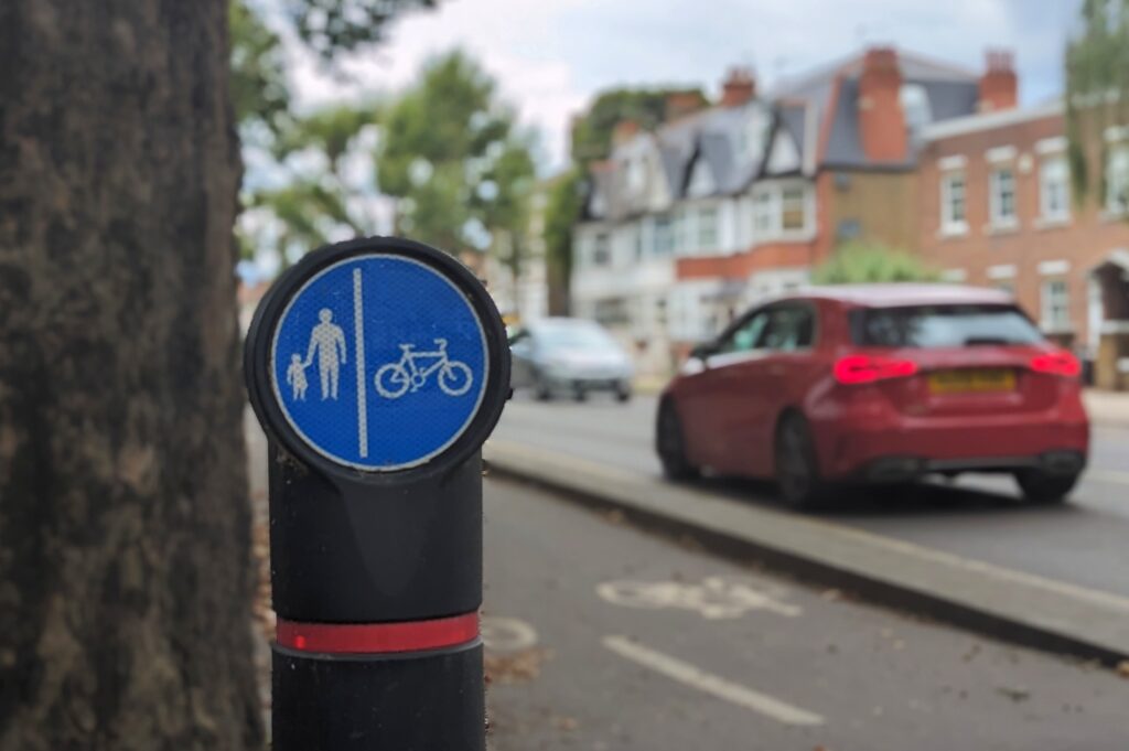 Cycling signs (copyright Simon MacMichael)