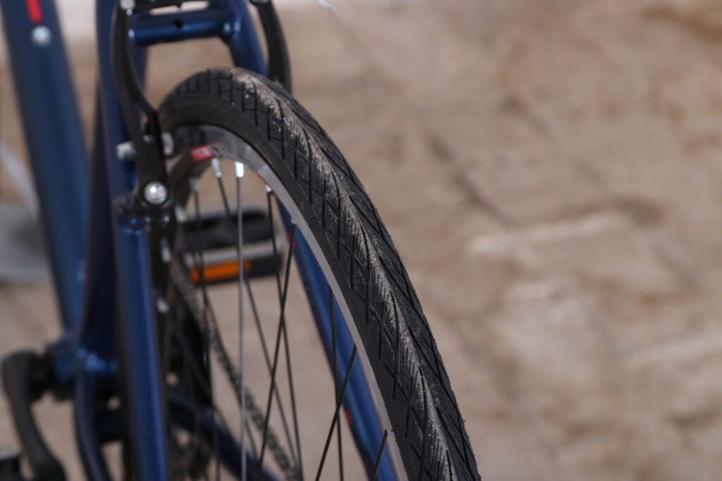 Dawes Discovery 201 &ndash; tyre