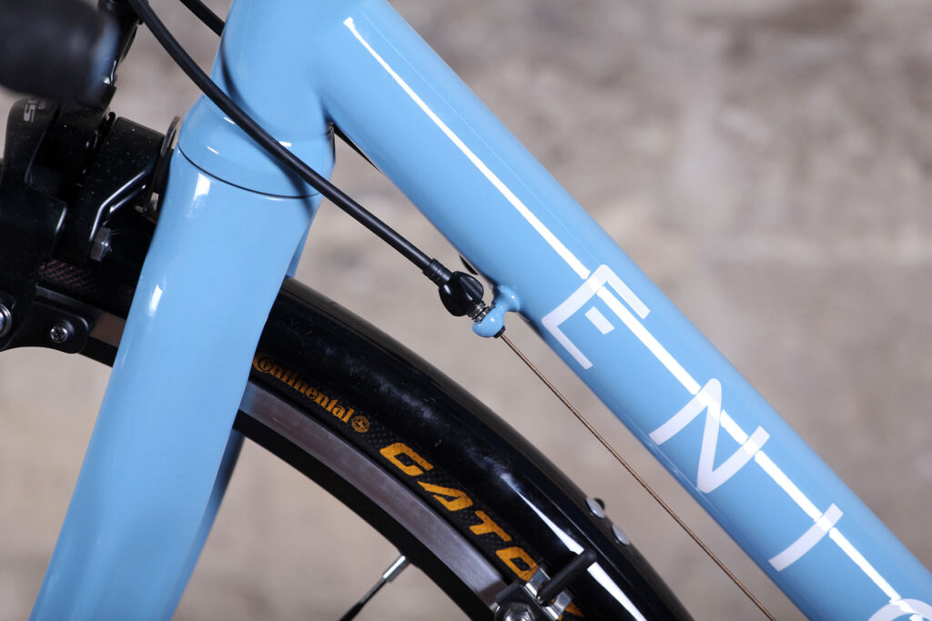 Enigma Ezona – cable routing.jpg