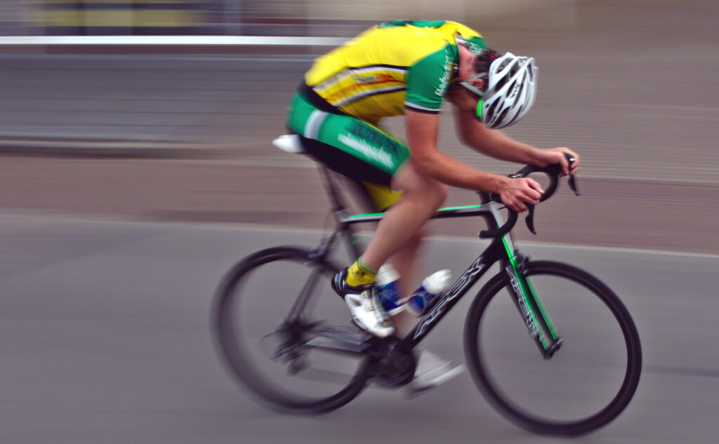 Exhausted cyclist (CC BY-SA Dennis van Zuijlekom|Flickr)