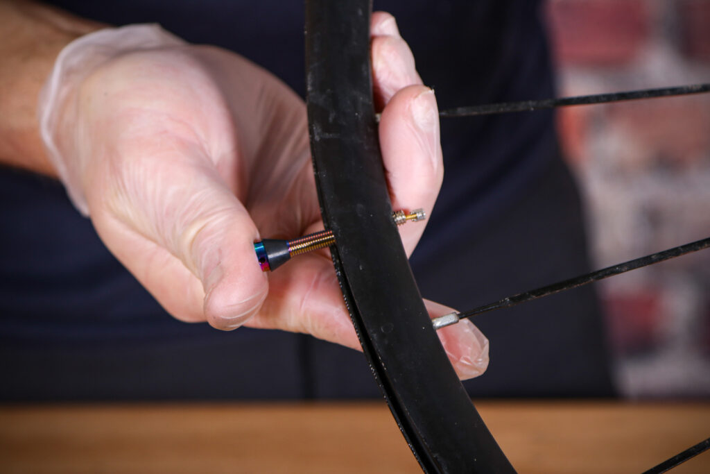 Fitting tubeless tyres – 08 – fit tubeless valve