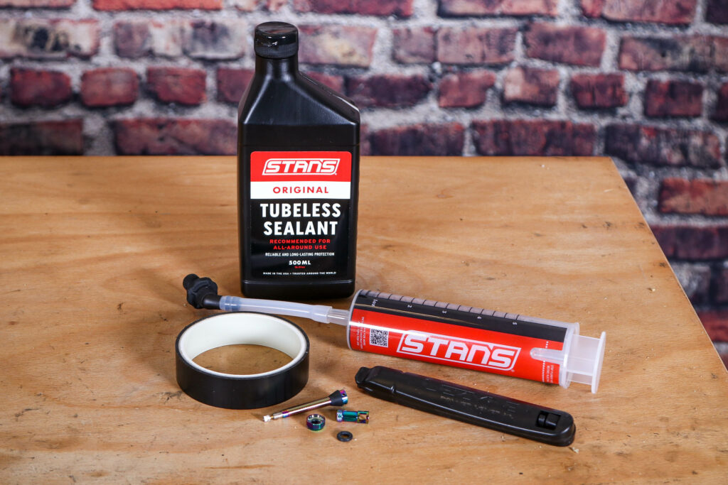 Fitting tubeless tyres – 26 – kit