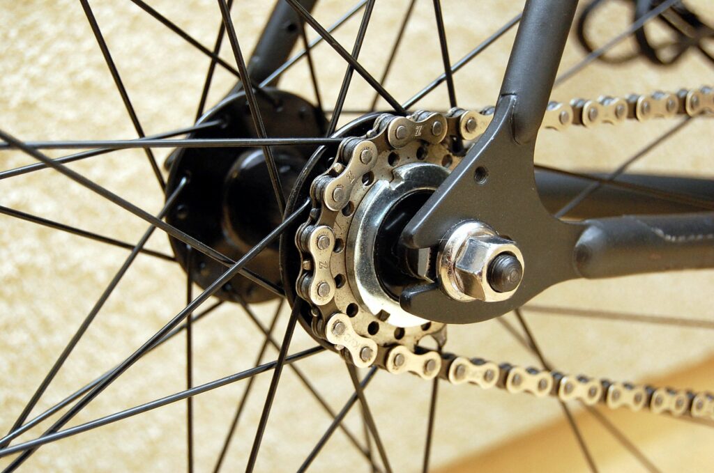 Fixie sprocket (CC BY-NC 2.0 Marcel Bayani:Flickr)