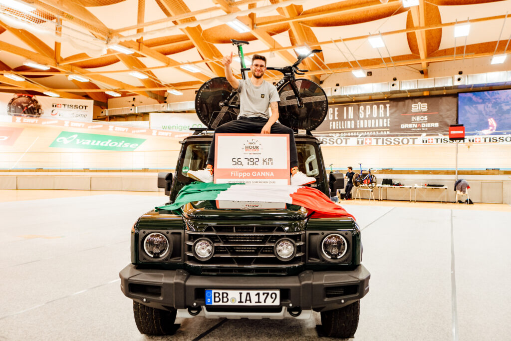 Filippo Ganna breaks UCI Hour record