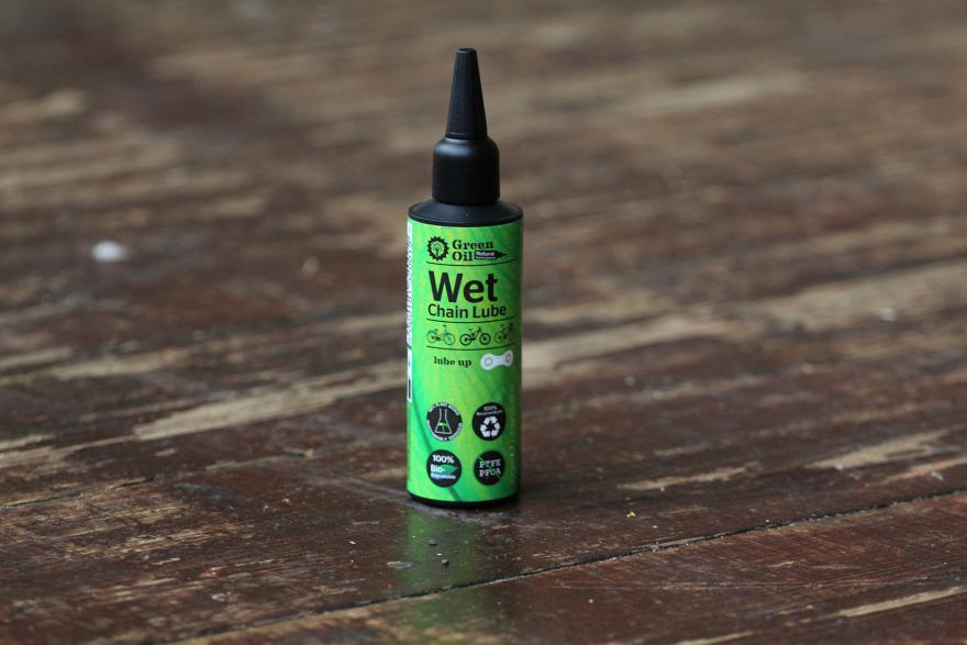green-oil-wet-chain-lube.jpg