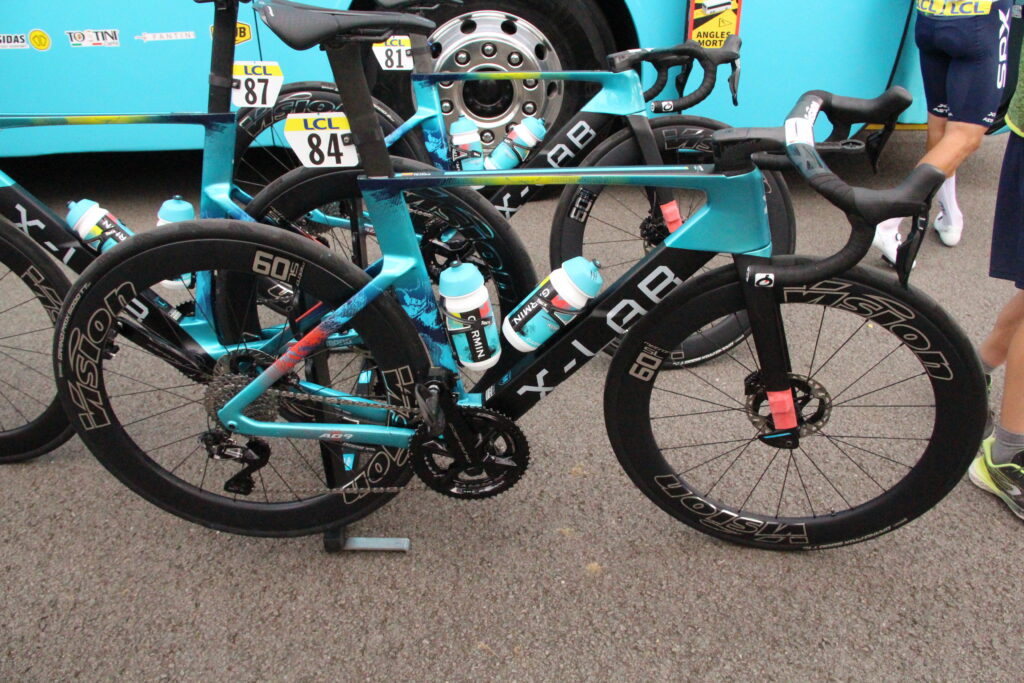 Dauphin&eacute; 2025 Harold Tejada XDS Astana XDS Carbon Tech (2)