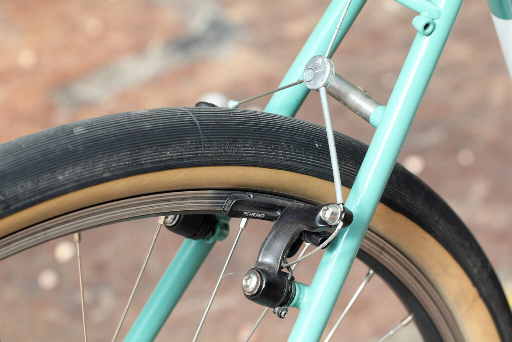 Hallett 650b – rear brake