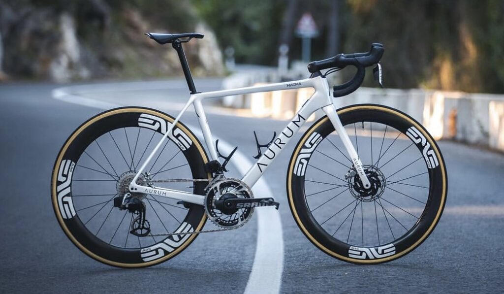 2023 Aurum Magma full bike