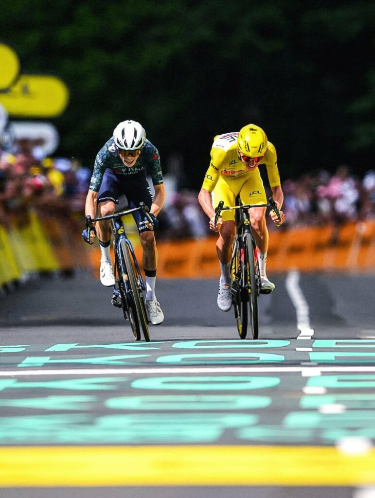 Jonas Vingegaard beats Tadej Pogačar, stage 11, 2024 Tour de France
