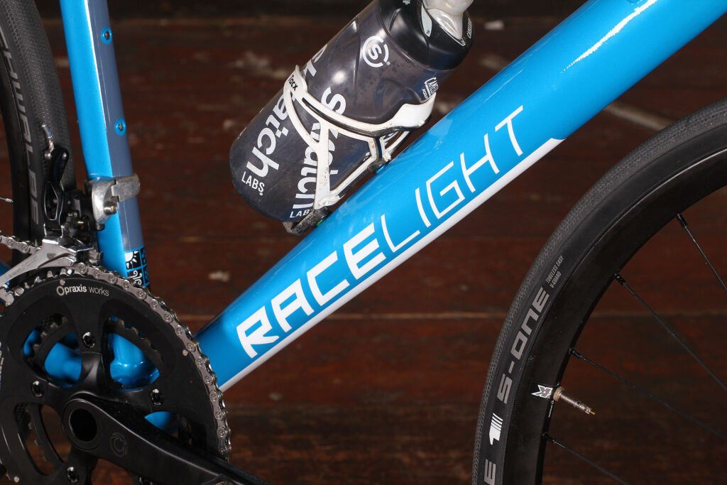 Kinesis 4S Disc – down tube.jpg