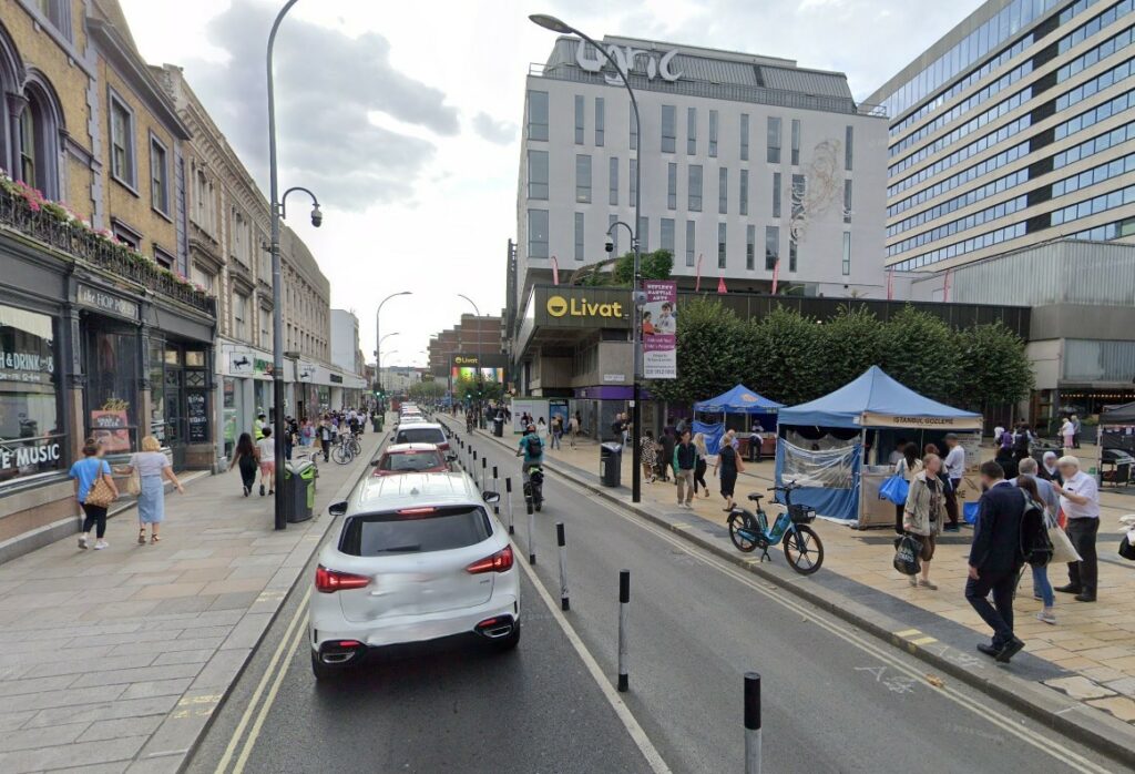 King Street Cycleway 9 at Lyric Square