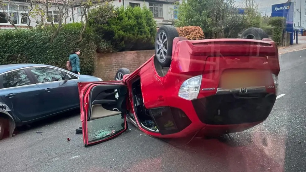https://cdn.road.cc/wp-content/uploads/roadcc/leedsflip.jpeg