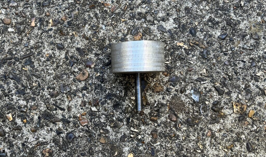 Lever height tool side