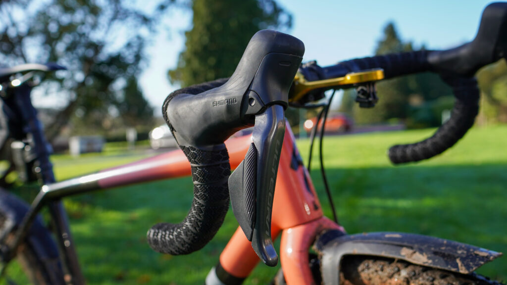 Liam’s Specialized Crux Pro – Ultegra Di2 shifter
