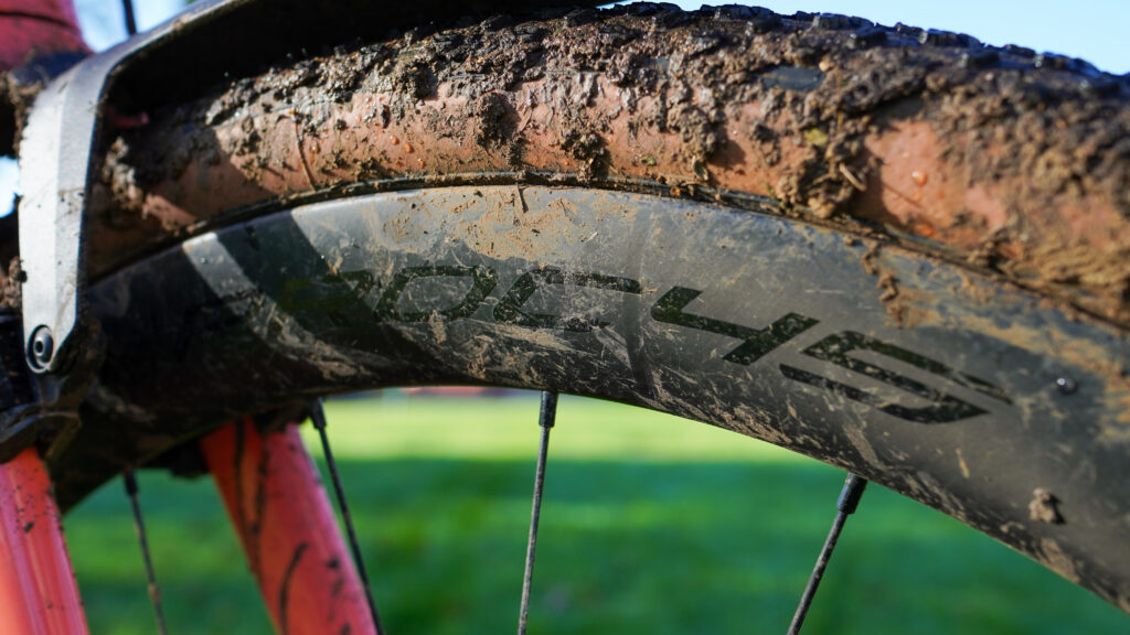 Liam’s Specialized Crux Pro – Yoeleo wheels