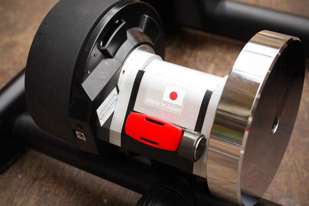 Minoura Smart Turbo Kagura LST9200 – resistance unit 2.jpg