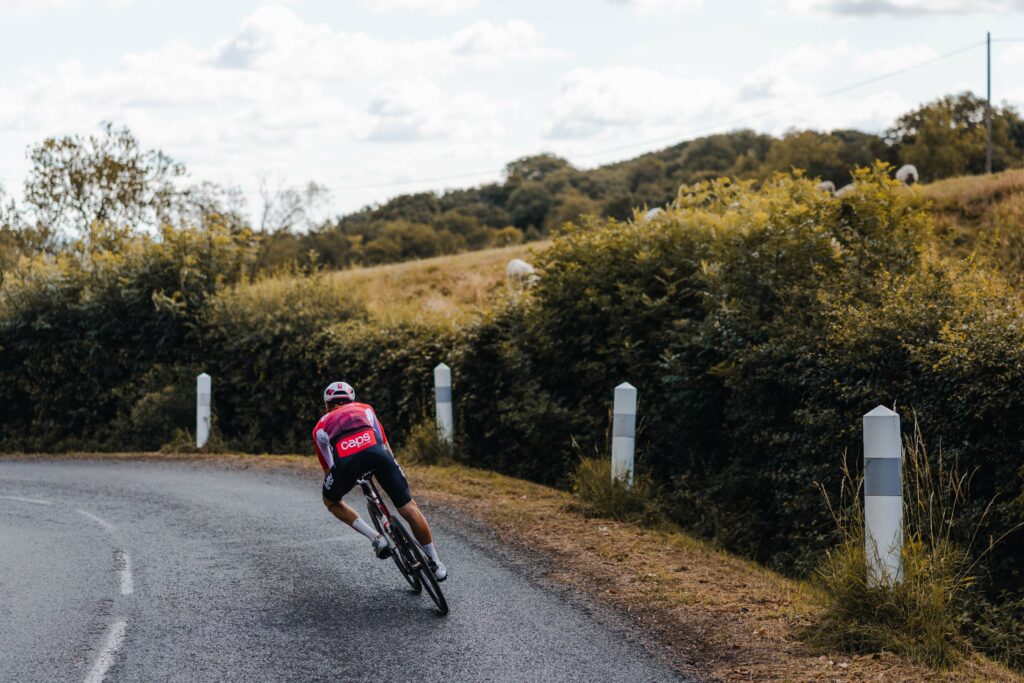 Orbea &ndash; Team Lotto rider descending