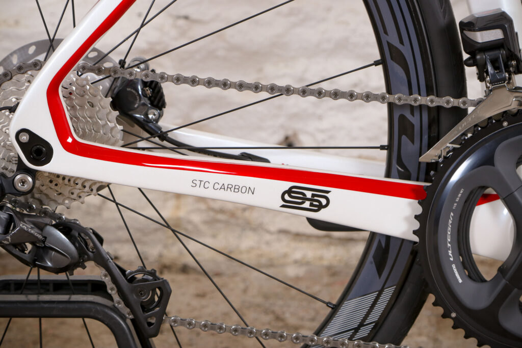 Orro Venturi Ultegra Di2 – chain stay.jpg