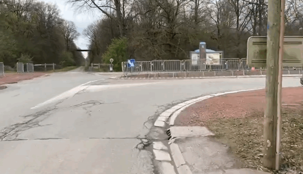 Paris-Roubaix Arenberg Forest 'chicane'