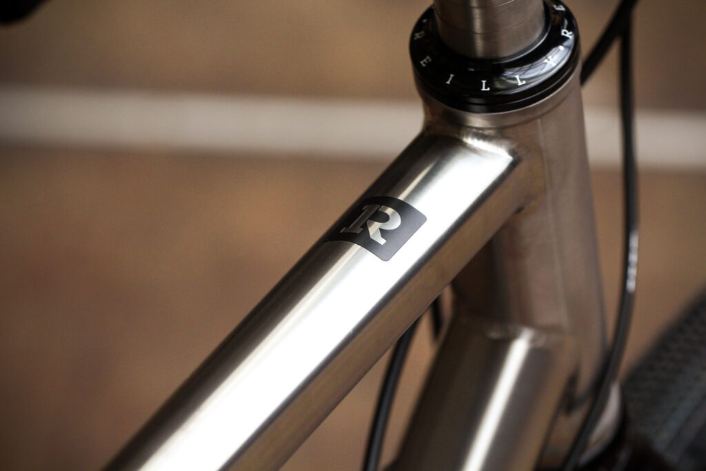 Reilly Gradient – top tube.jpg