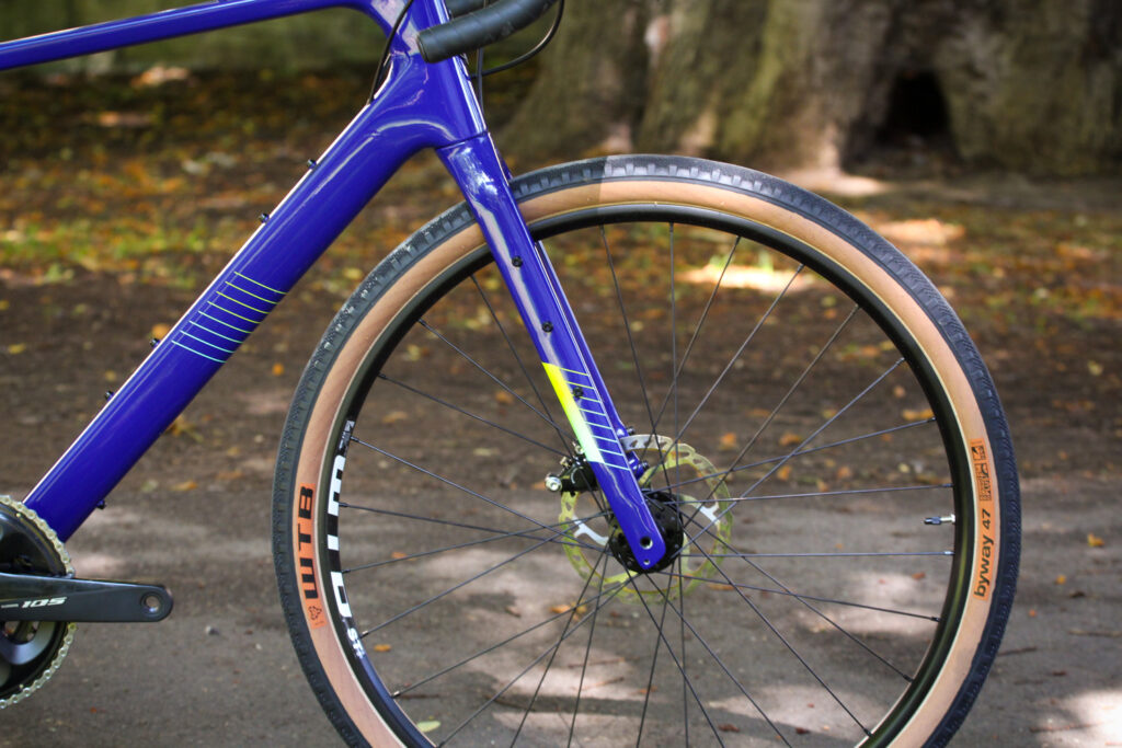 Salsa Warroad &ndash; fork.jpg